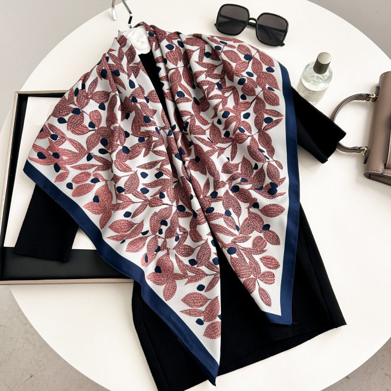 ผ้าพันคอสี่เหลี่ยมขนาด 90 ซม.  - Scarf Silk Neck บทวิจารณ์และราคา