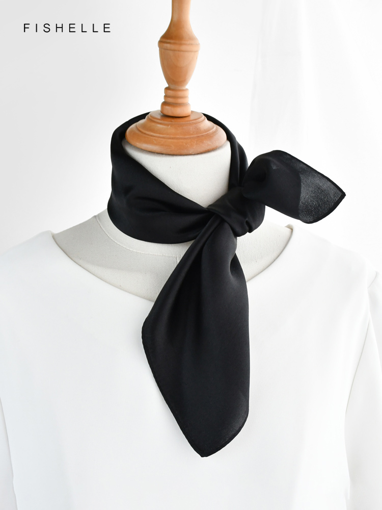 สีทึบสีดำบริสุทธิ์ Syal Sutra  - Scarf Silk Neck บทวิจารณ์และราคา